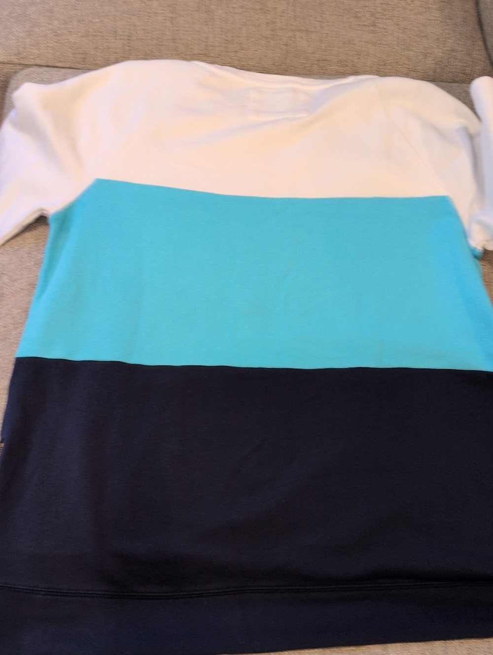 Lilly Pulitzer Luxletic Beach Combo White Aqua & Navy Colorblock Pullover Medium - Picture 13 of 13